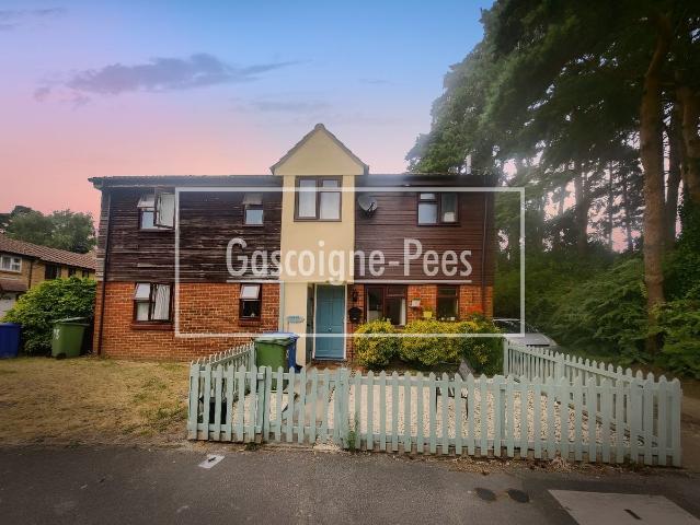 Hythe Close, Bracknell RG12, 1 bed property to rent, £1,200 pcm | PrimeLocation
