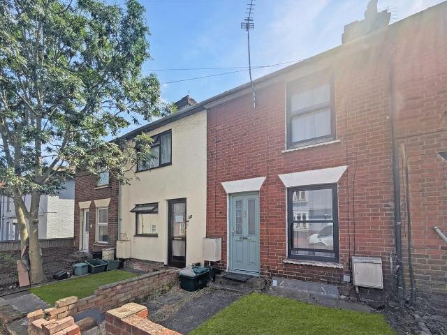 Hythe Hill, Colchester CO1, 2 bed terraced house to rent, £1,100 pcm | PrimeLocation