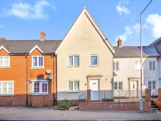 Hythe Hill, Colchester CO1, 3 bed property to rent, £1,400 pcm | PrimeLocation