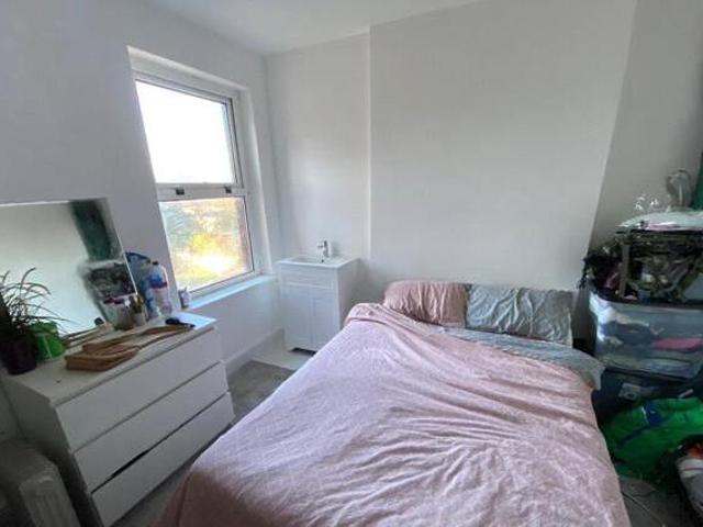 Hythe Road, Ashford, House Share For