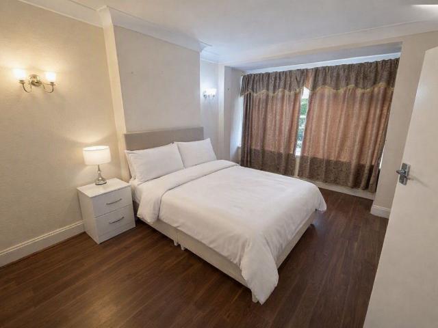 Hythe Road, London, 8 CR7, 3 bed detached house to rent, £2,200 pcm | PrimeLocation