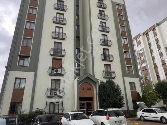 İma'dan Başakşehıir Kanlıca Sitesinde Satılık 4+1 Daire