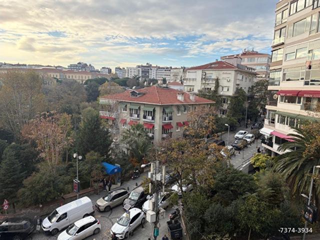 İmajPlus'dan Abdi İpekçi Caddesi'nde Muayenehaneye Uygun,Prestijli Binada,Doğa Manzaralı