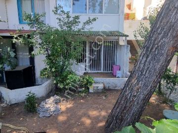 İçmeler Merkezde Denize 250m, Giriş Kat 1+1 Satılık Daire