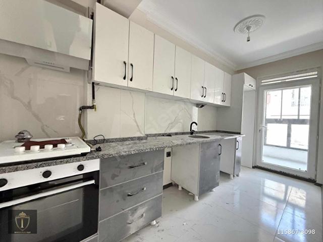 [ İMPARATOR ] EMEK MAHALLESİNDE ARAKAT GENİŞ 2+0 DAİRE