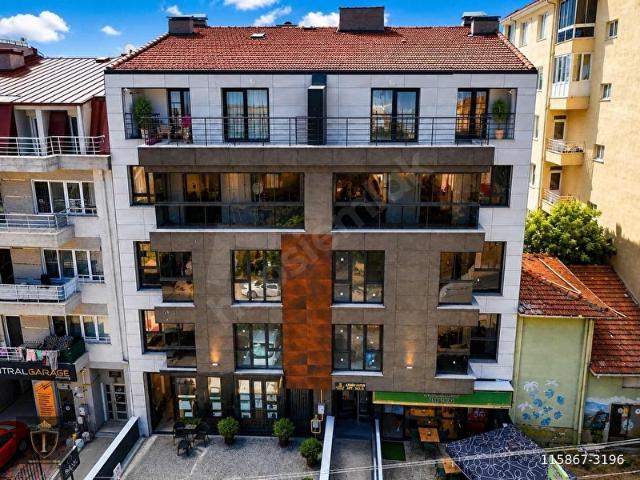 [ İMPARATOR ] ESENLİ CADDESİNDE 80 M2 ÇOK GENİŞ 2+0 DARE
