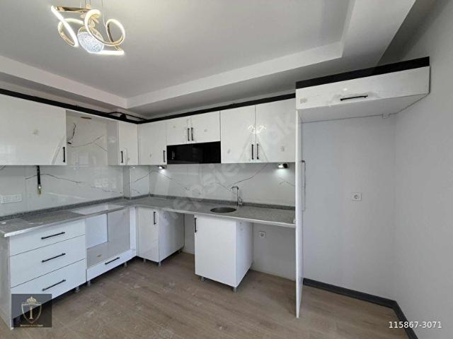 [ İMPARATOR ] KÖŞE BAŞI KATTA TEK Ö.GARAJLI 2+1 DAİRE