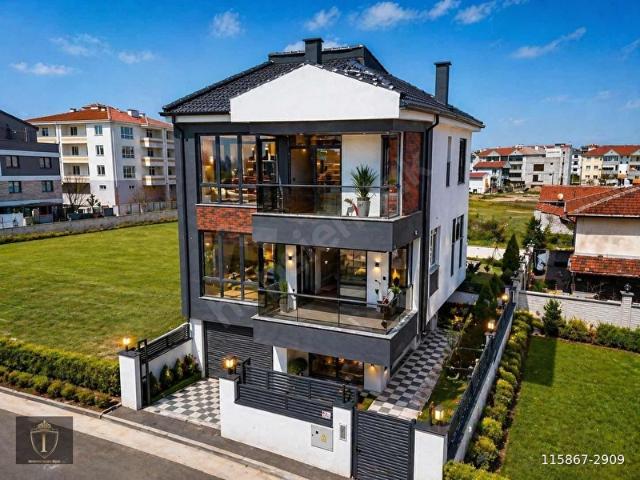 [ İMPARATOR ] VADİŞEHİR'DE SEÇKİN MÜSTAKİL YAŞAM 4+1 VİLLA