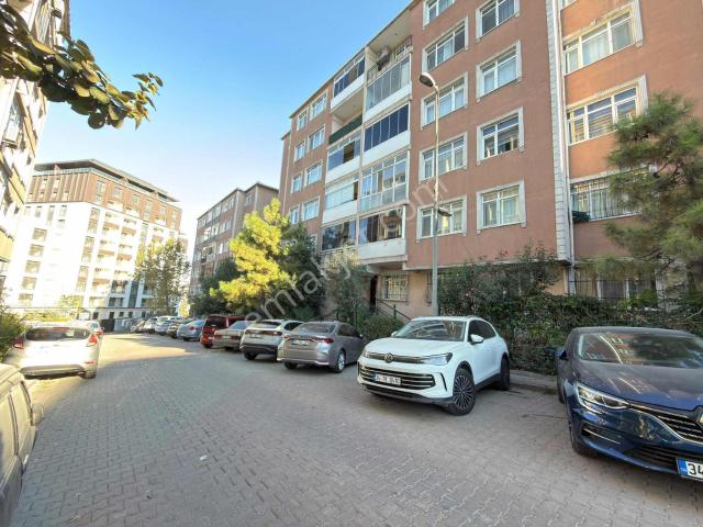 İmren Gayrimenkulden 3+1 140 M2 Güzel Çatı Sitesinde 1.kat Daire