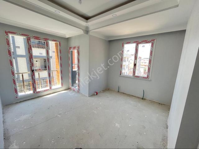 İmren Gayrimenkulden Kanarya Mh. 2+1 85 M2 Sıfır Yeni Bina Arakat Daire Krediye Uygun