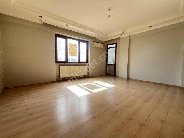 İmren Gayrimenkulden Kiralık Sefaköy Merkezde Masrafsız Daire