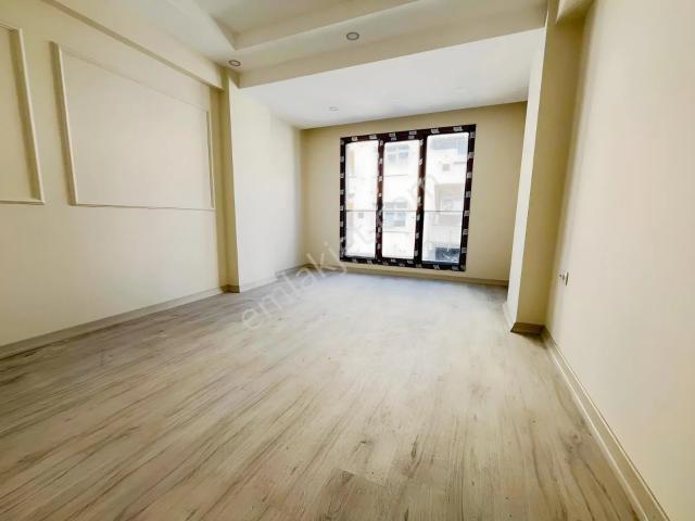 İmren Gayrimenkulden İnönü Mh. 2+1 85 M2 Sıfır Yeni Bina 1.kat