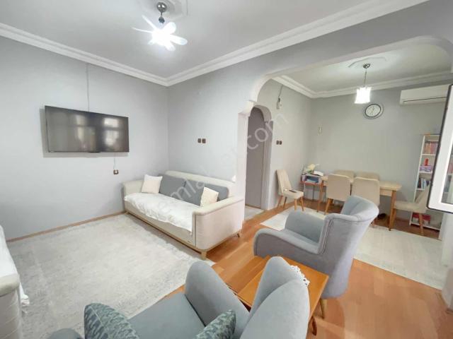 İmren Gayrimenkulden S.çeşme Mh. 2+1 100 M2 Masrafsz 1 Kat Daire