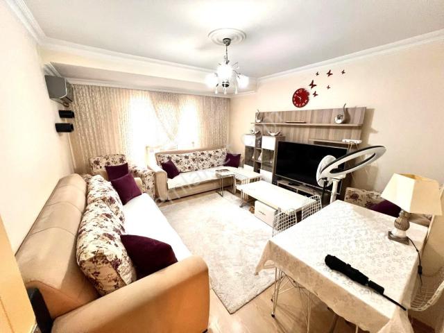 İmren Gayrimenkulden Satılık 2+1 100m2 İskanlı Kredili 1.kat Fırsat Daire