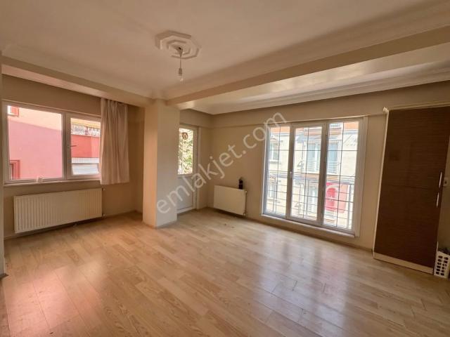 İmren Gayrimenkulden Yenimahalle Mh. 2+1 80 M2 Amerikan Mutfaklı 2.kat Marmaraya Çok Yakın Yeni Bina