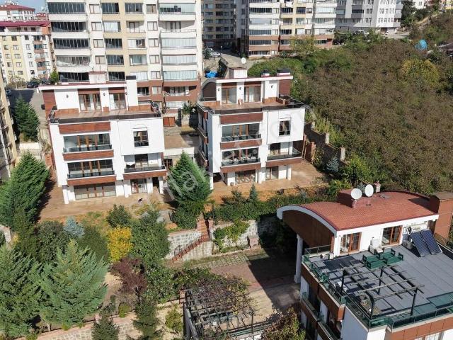 İnvestor Gayrimenkul Satılık Villa