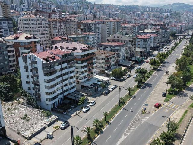 İnvestor Gayrimenkul Satılık Deniz Manzaralı Çatı Katı Daire