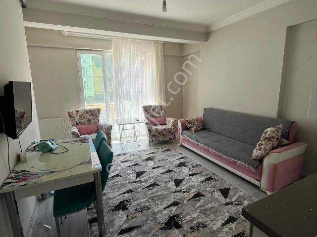 İnal Emlak'tan Yeni Mahallede Kiralık Eşyalı 1+1 Daire