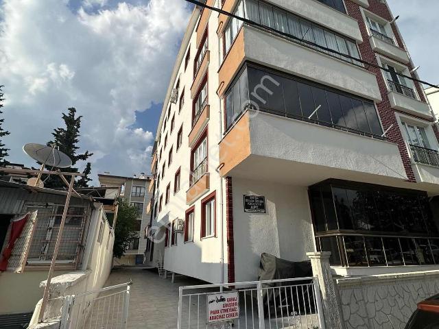 İnal Emlak'tan Emek Mahallesinde Kiralık 2+1 Daire