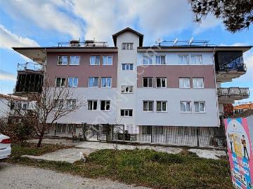 İnal Emlak'tan Emek Mahallesinde Satılık 4+1 Daire