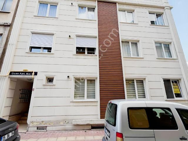 İnal Emlak'tan Merkezi Konumda Kiralık 1+1 Daire