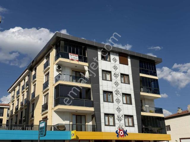 İnal Emlak'tan Site İçerisinde Satılık 3+1 158m2 Lüx Daire