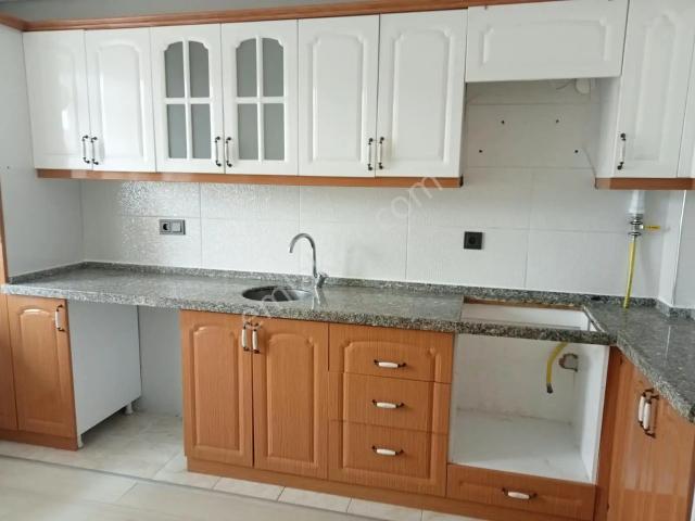 İnanç Emlaktan Giresun Gemilerçekeğinde 2+1 Geniş Kiralık Daire