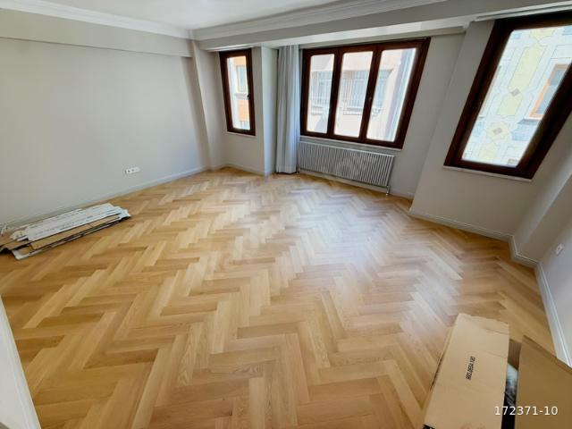 İNCE YAPI'DAN MÜKEMMEL KONUMDA SIFIR BİNADA LÜKS 2+1 DAİRE