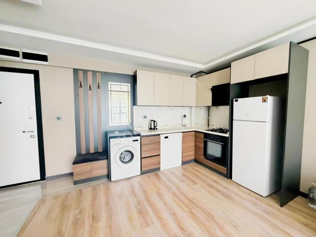 İncek'te Ara Kat Fiber Altyapı Ferah Lüks Eşyalı 1+1 Kiralık