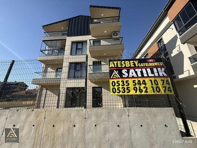 İNCEK'TE BULVAR ÜZERİ, BAHÇE TAHSİSLİ, ACİL SATILIK 1+1 DAİRE