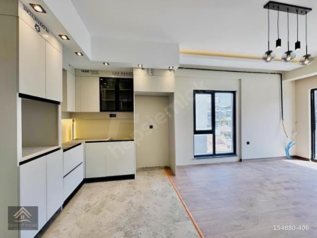 İNCEK'TE BULVARA CEPHEULTRA LÜKS50M2SİTE1+1BESTOFİNCEK