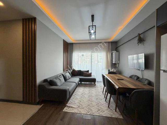 İncek'te Bulvara 150m Yerden Isıtmalı Lüks Eşyalı 2+1 Kiralık