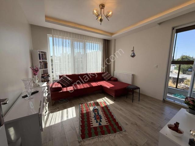 İncek'te Bulvara 50m/ Bağımsız Mutfaklı/cam Balkonlu Satılık 2+1