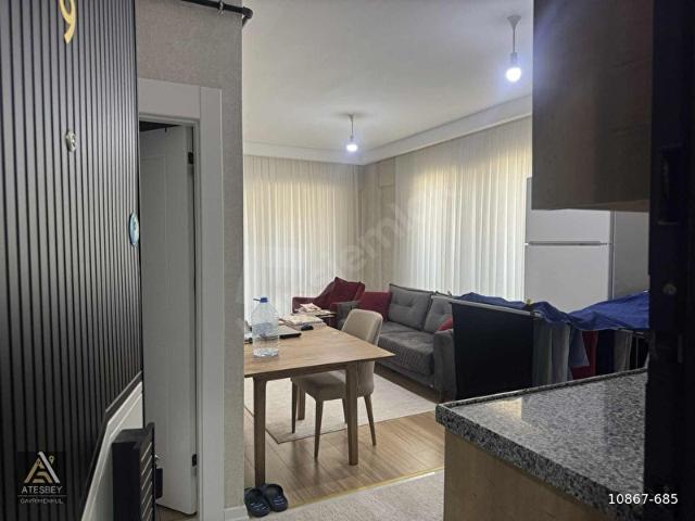 İNCEK'TE BULVARDA 1+1 FUL YAPILI ARA KAT CAM BALKONLU LÜKS DAİRE