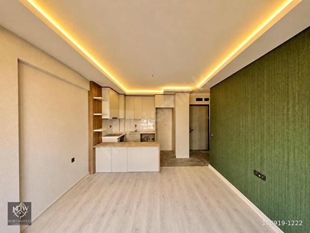 İNCEK'TE İSKAN'LI ARA KAT'TA GÜVENLİKLİ SİTEDE SATILIK 1+1 DAİRE