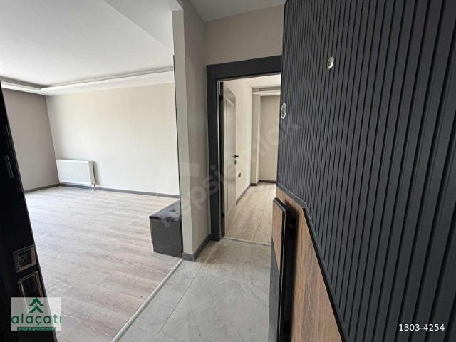 İNCEK'TE JEWEL AVM'YE KOMŞUGENİŞ SALONÇİFT BALKON 2+1 KİRALIK