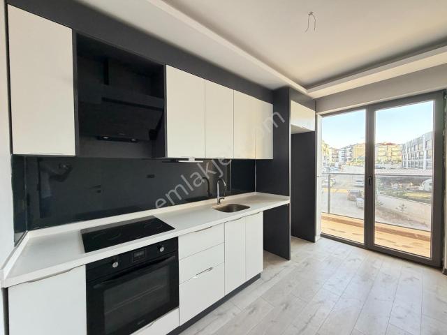 İncek'te Merkezi Konumda Bağımsız Mutfaklı Kiralık 4+1