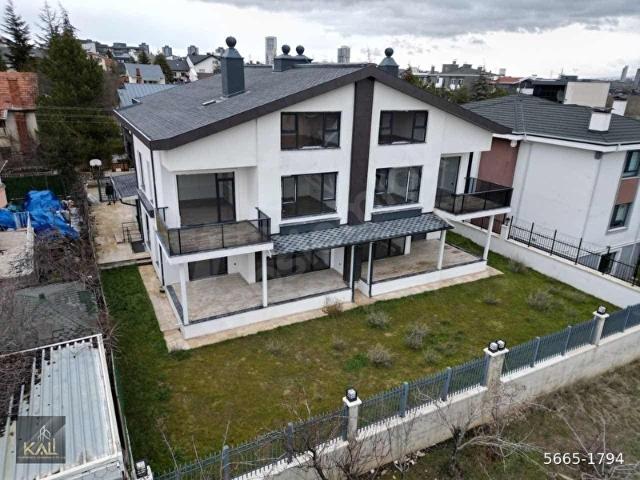 İncek'te Sıfır 6+1 Oturuma Hazır Villa KALİ A.Ş