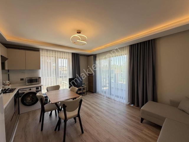 İncek'te Site İçi Kapalı Otoparklı Sıfır Eşyalı Kiralık 2+1