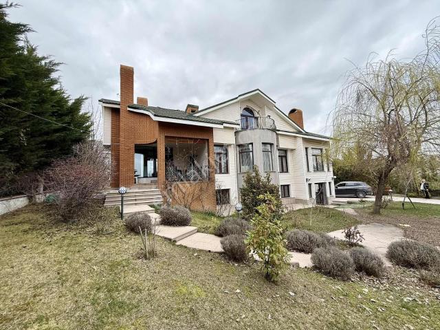 İncek Göl Konakları'nda Kiralık 6+1 Bahçeli Müstakil Villa