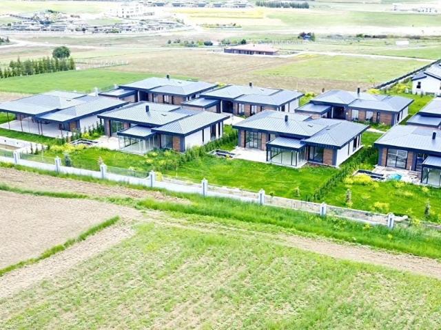 İNCEK DİYAPAZON KIZILCAŞAR MAH. 5+1 VİLLA
