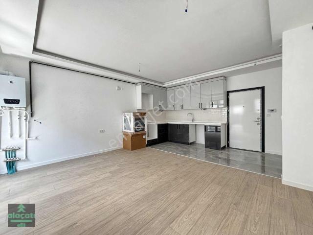 İncek Kızılcaşar Kiralık 1+1 Arakat /55 M2/balkonlu