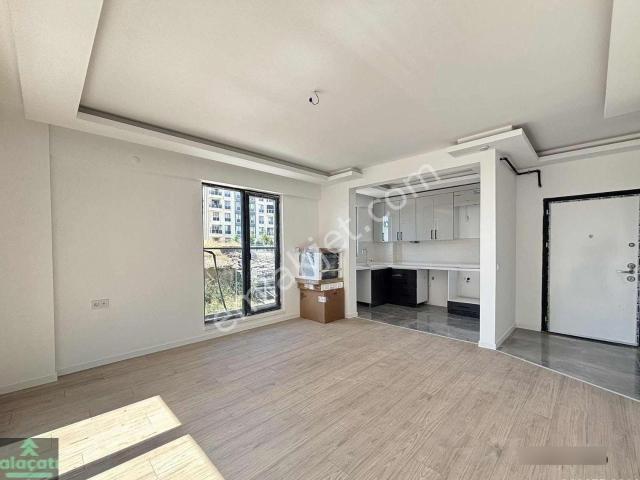 İncek Kızılcaşar Kiralık 1+1 Daire Arakat 55m2 Köşe Vista Yakını