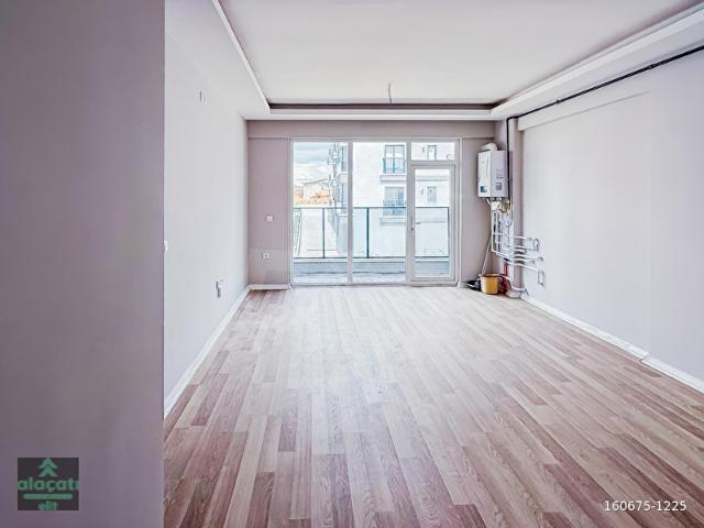 İncek Kızılcaşar Sitede 58 m Brüt Kombili Kiralık 1+1 Daire