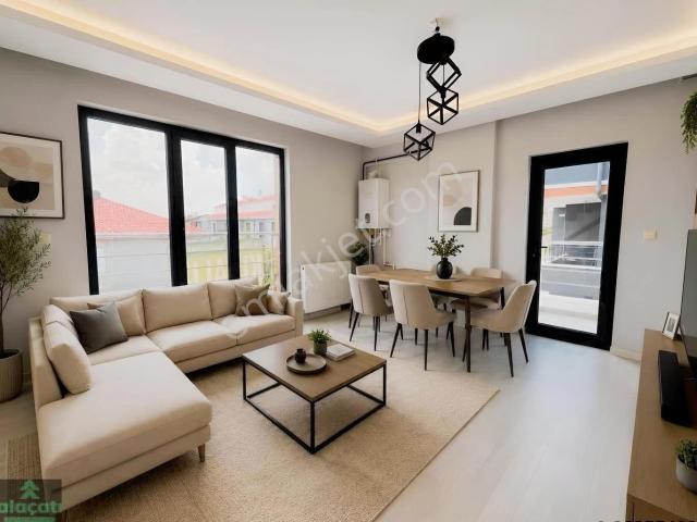 İncek Kızılcaşar'da Kiralık 3+1 / Cadde Yürüme Mesafesi