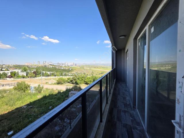 İncek Kızılcaşar'da Sıfır Geniş Ve Ferah Kiralık 1+1 Daire