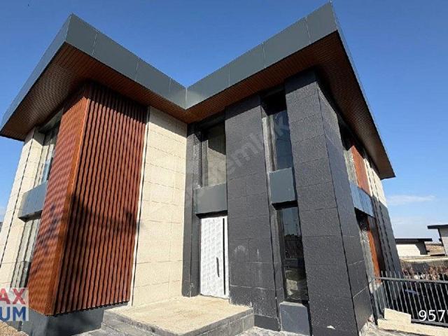 İNCEK MAHALLESİ FOR LİFE HİLL SİTESİ 6+2 ÖZEL TASARIM VİLLA