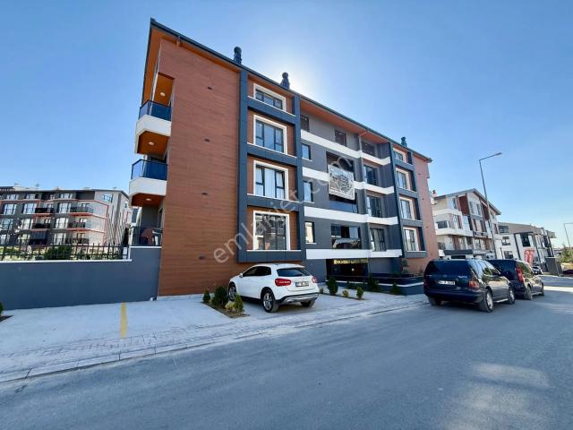 İncek Mahallesi'nde Satılık 2+1 Ebeveyn Banyolu Sıfır Daire