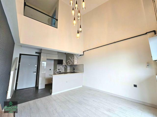 İncek Taşpınar Geniş Loft Yüksek Tavanlı 2+1 Kiralık