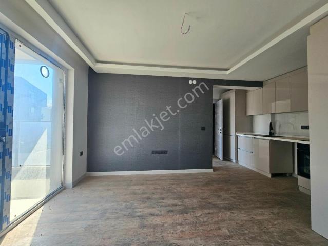 İncek Taşpınar' Da Ara Katta,geniş,balkonlu 1+1 Kiralık